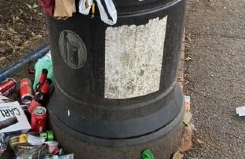 Overflowing litter bin in Wokingham Borough